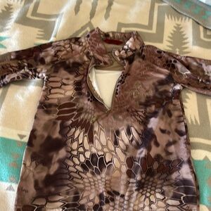 Boys Krytek camo hunting shirt size S